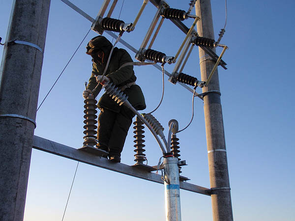 電力電纜附件安裝工程.JPG